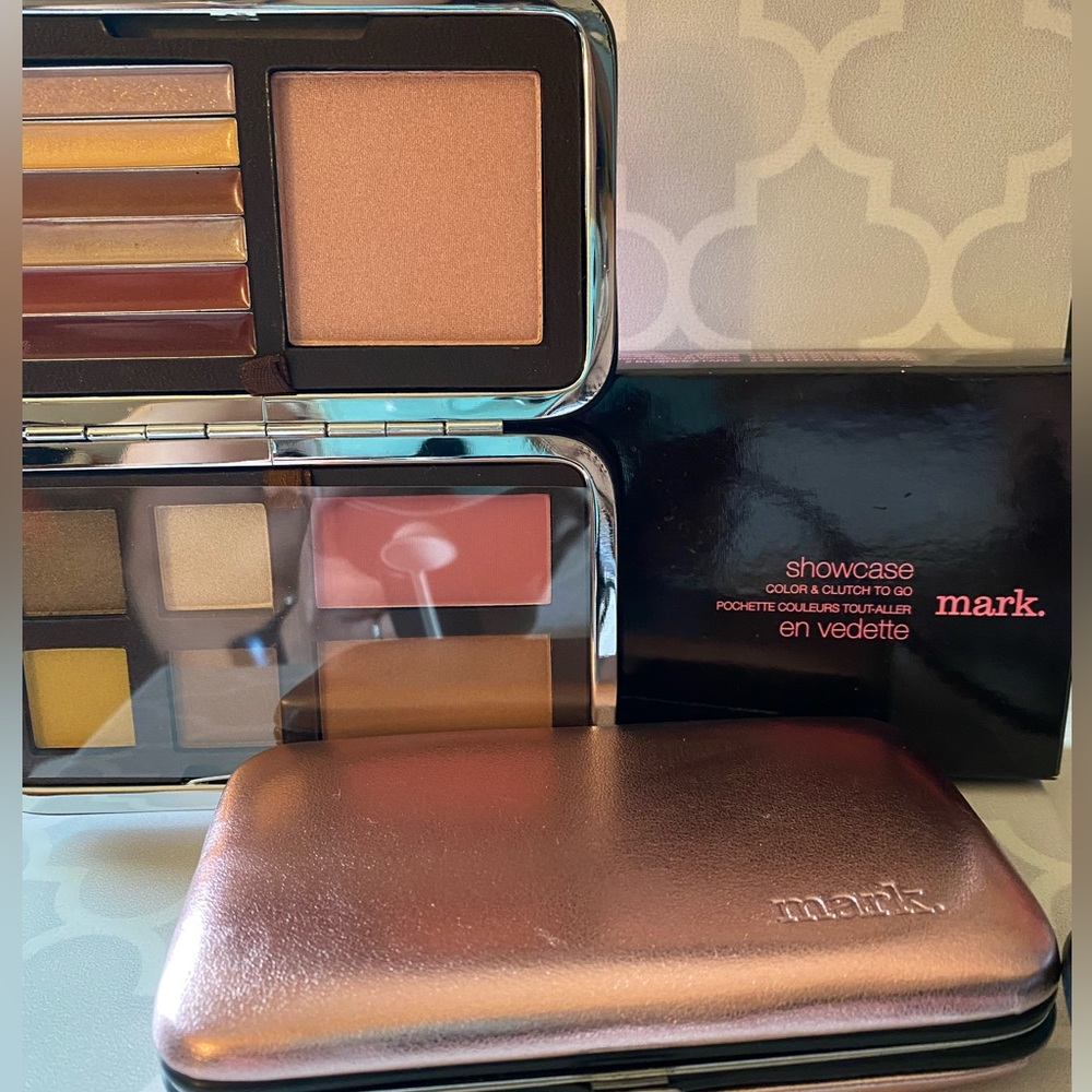 Mark showcase, color & clutch to go